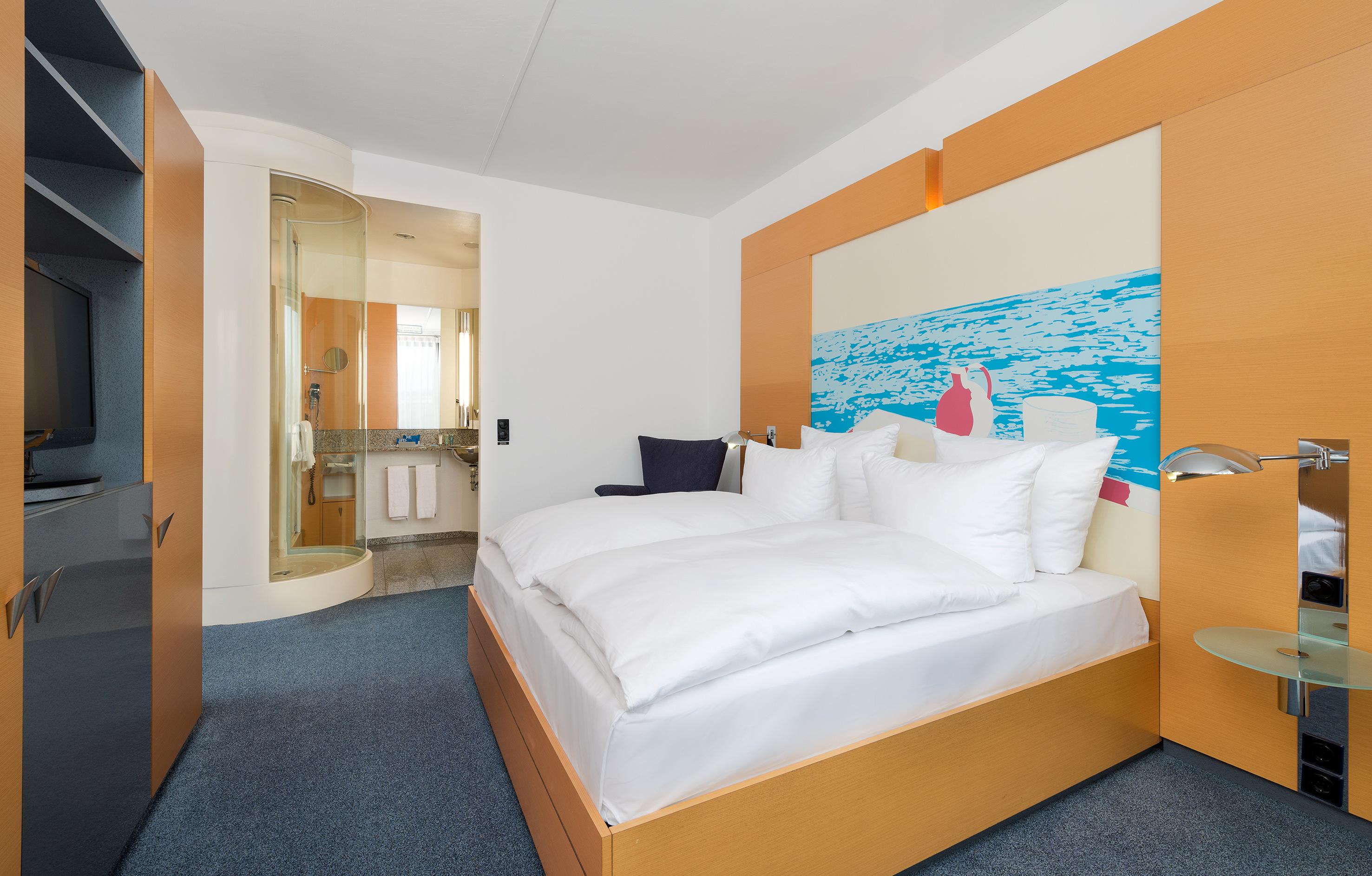 Four Dusseldorf Airport Hotel 4*