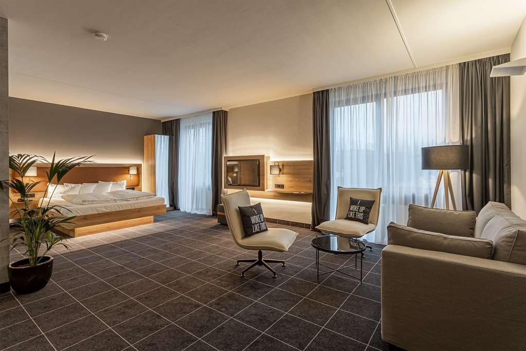 Four Dusseldorf Airport Hotel Ratingen