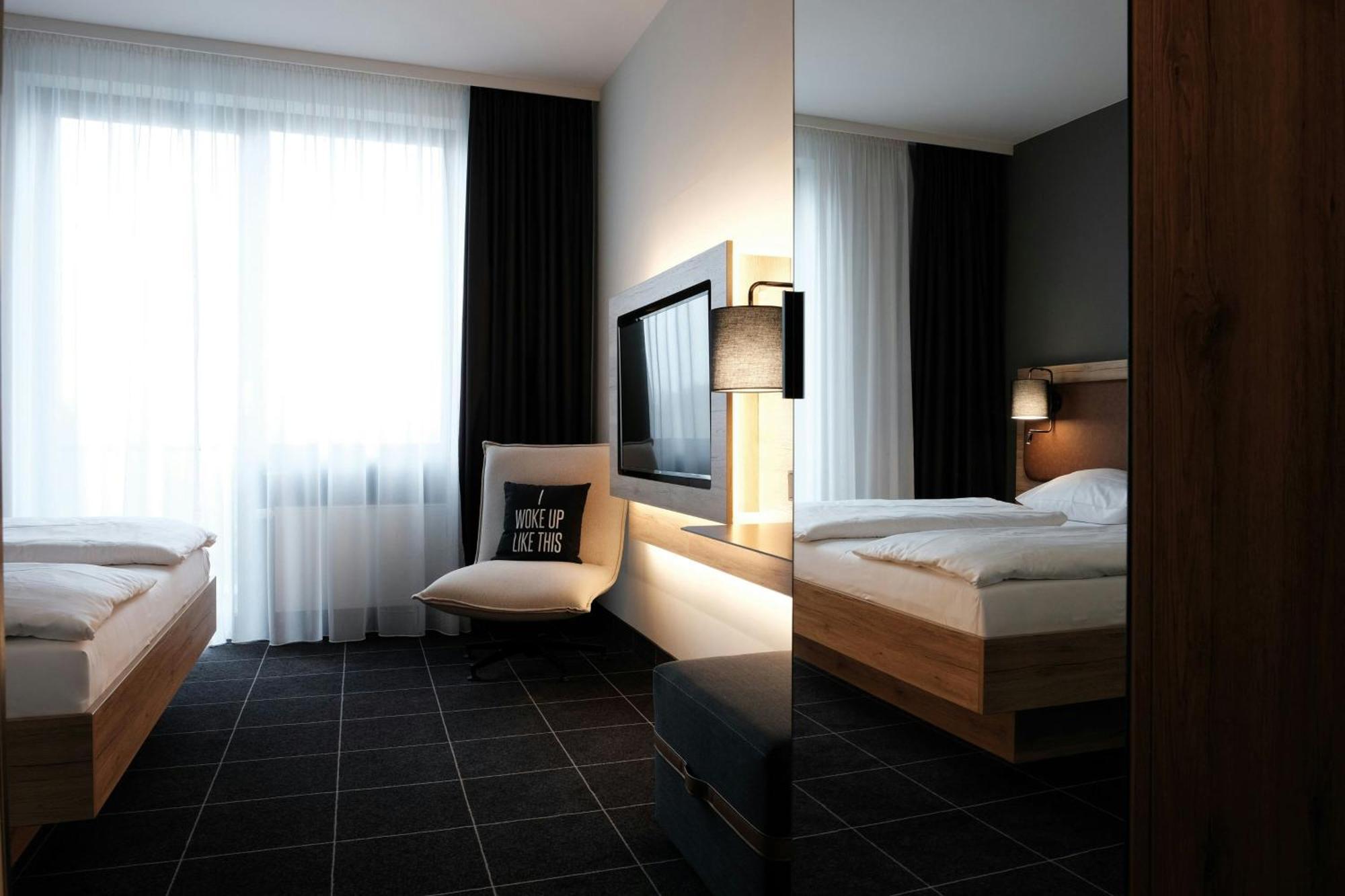 Four Dusseldorf Airport 4*